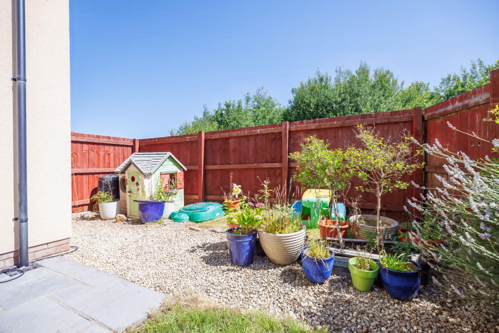 1 Lantern Close, Llanharan, Pontyclun, CF72 9ZB